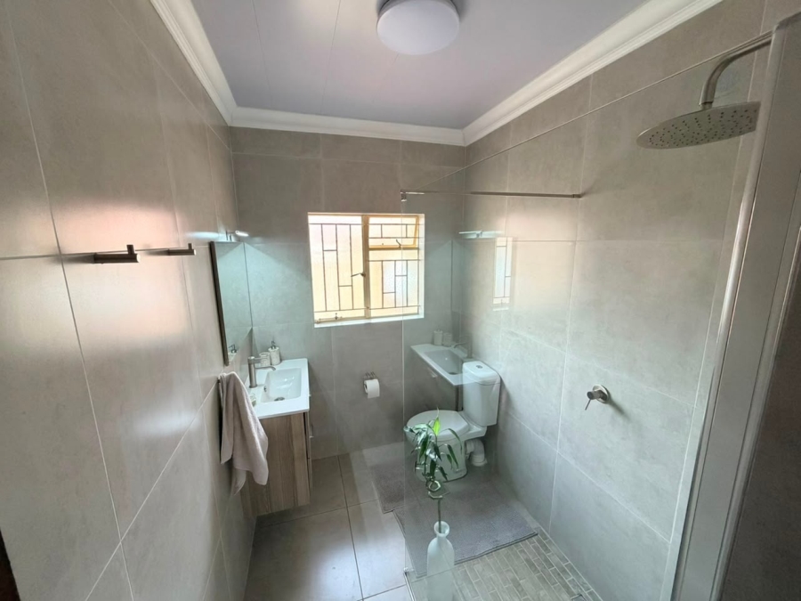 3 Bedroom Property for Sale in Kannoniers Park North West
